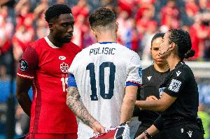 FIFA病毒+兽医debuff阿方索半决赛受轻伤 季军战仍首发致重伤